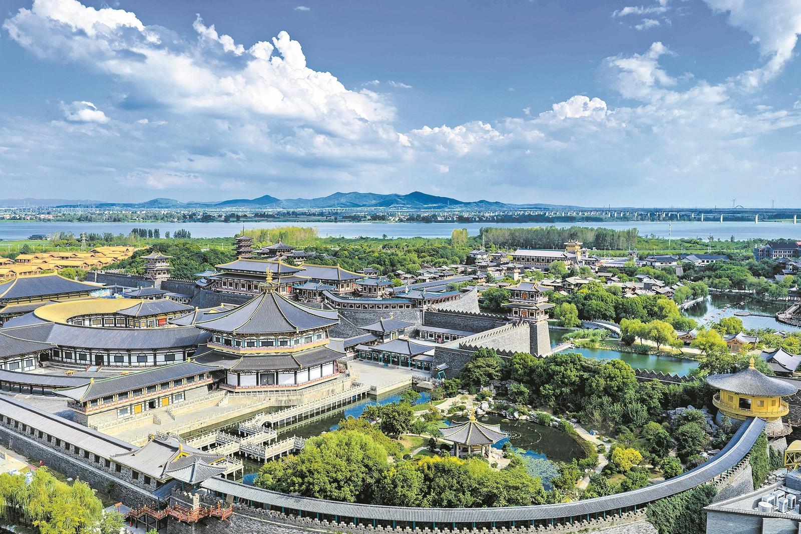 唐城景区。 记者 杨东 摄